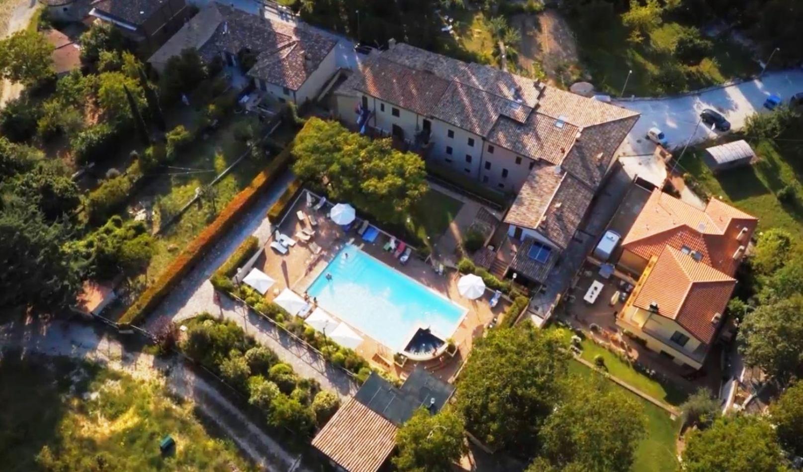 Guesia Village Hotel e Spa Foligno Esterno foto