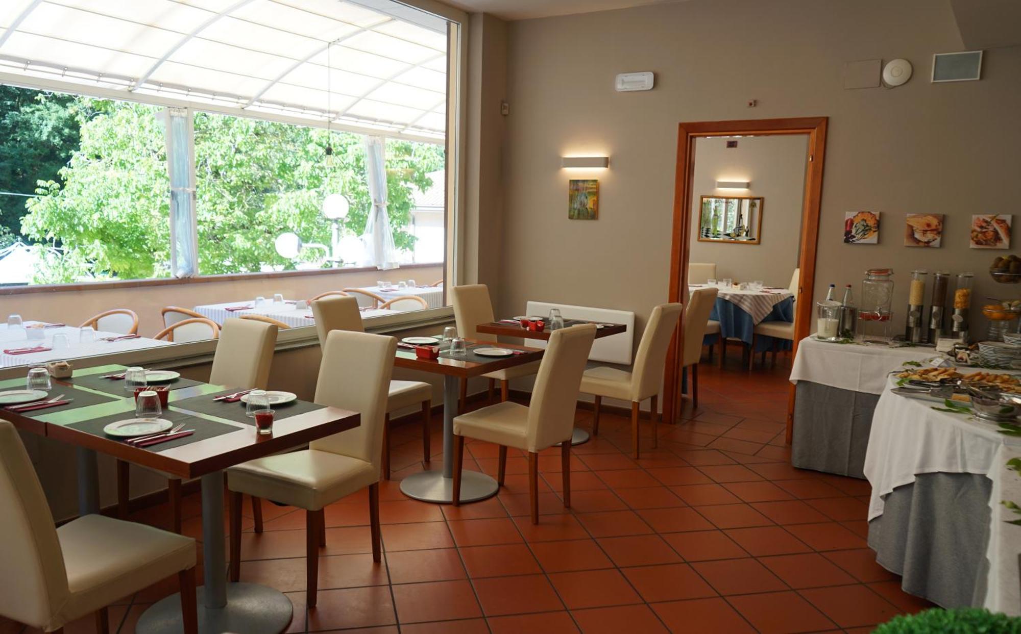 Guesia Village Hotel e Spa Foligno Esterno foto