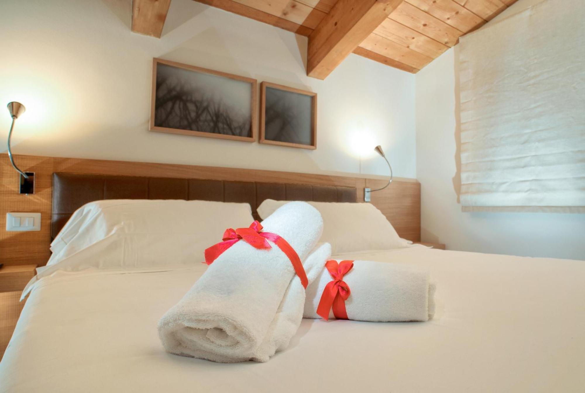Guesia Village Hotel e Spa Foligno Esterno foto