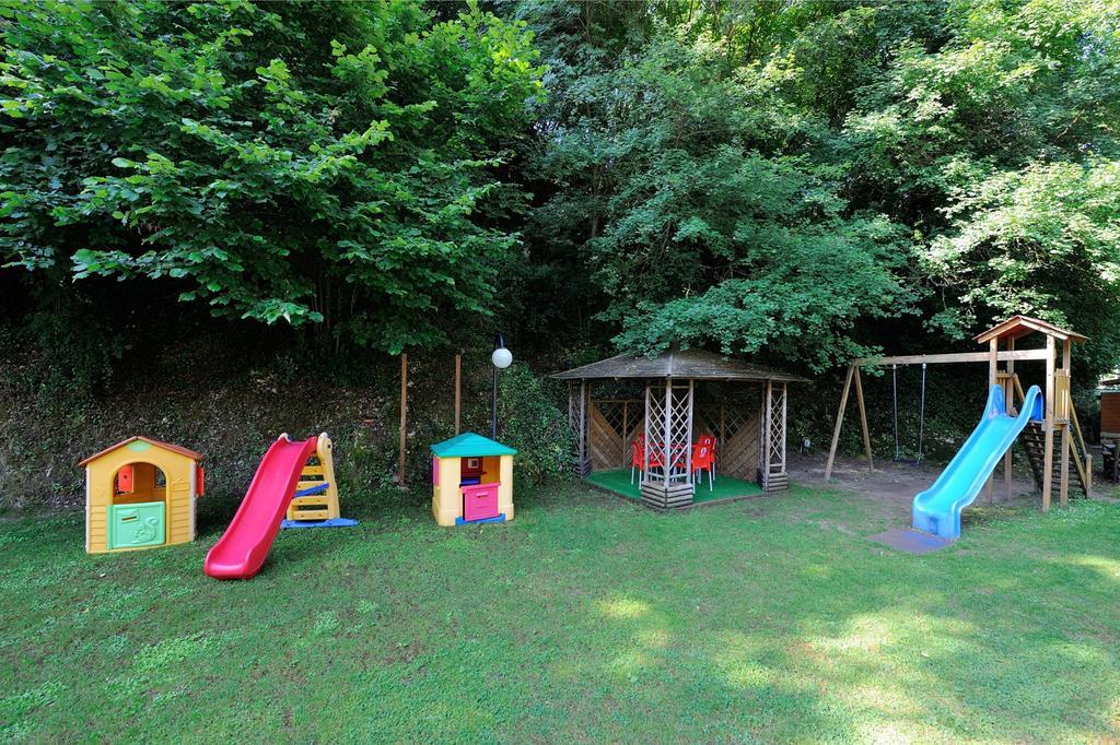 Guesia Village Hotel e Spa Foligno Esterno foto