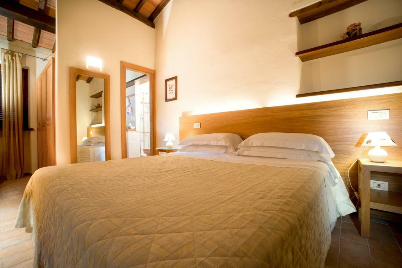Guesia Village Hotel e Spa Foligno Esterno foto