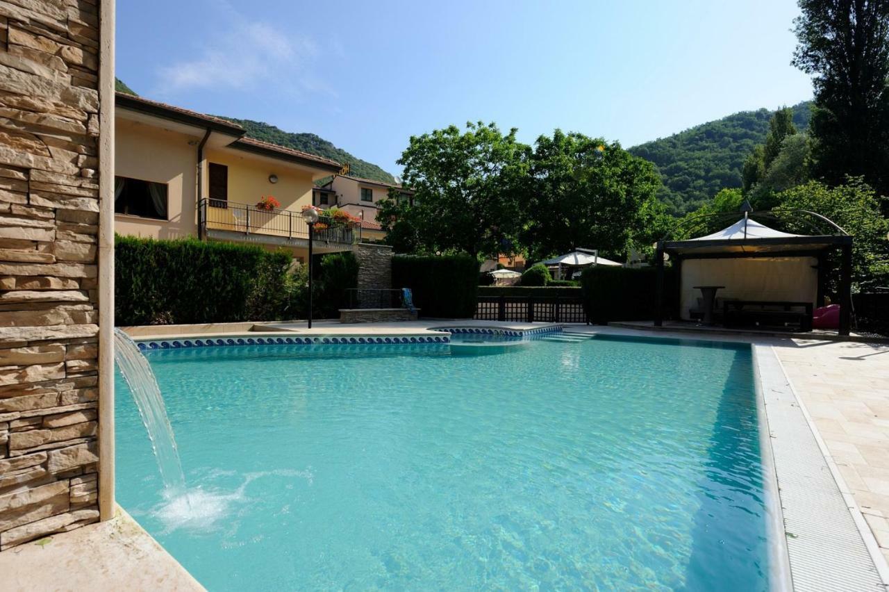 Guesia Village Hotel e Spa Foligno Esterno foto