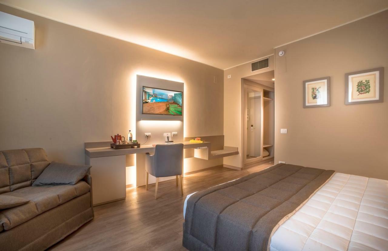 Guesia Village Hotel e Spa Foligno Esterno foto